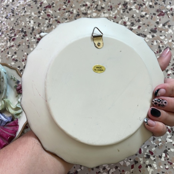 Angel Plate Handcrafted 7" - Picture 4 of 5